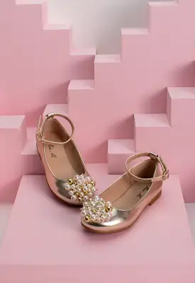 Pearl Embellished Flat Shoes