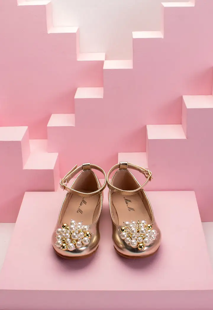 Pearl Embellished Flat Shoes