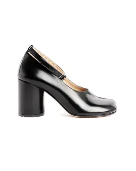 Tabi Pumps in Black